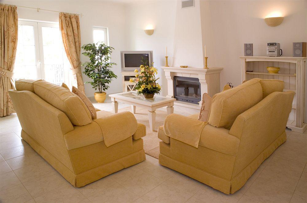 Quinta Da Encosta Velha - Santo Antonio, Villas, Golf & Spa Budens Ruang foto